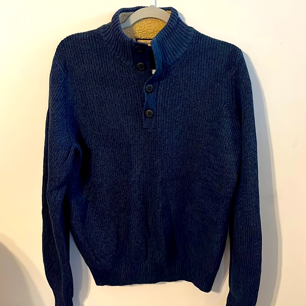 Men’s sweater